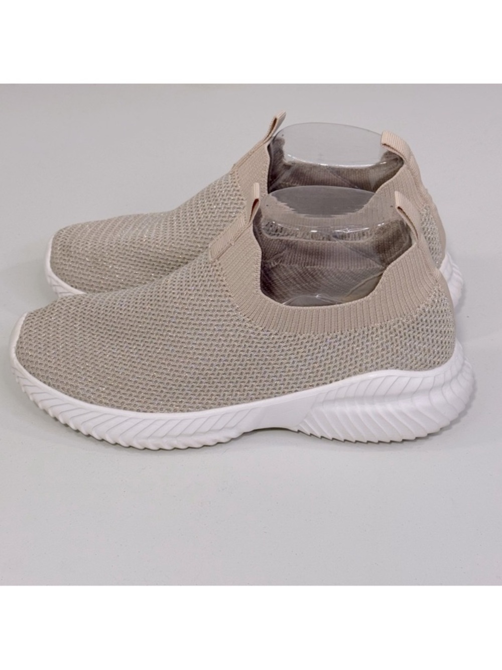 TORRID Slip On Active Sneaker Stretchy Beige
Knit-6WW